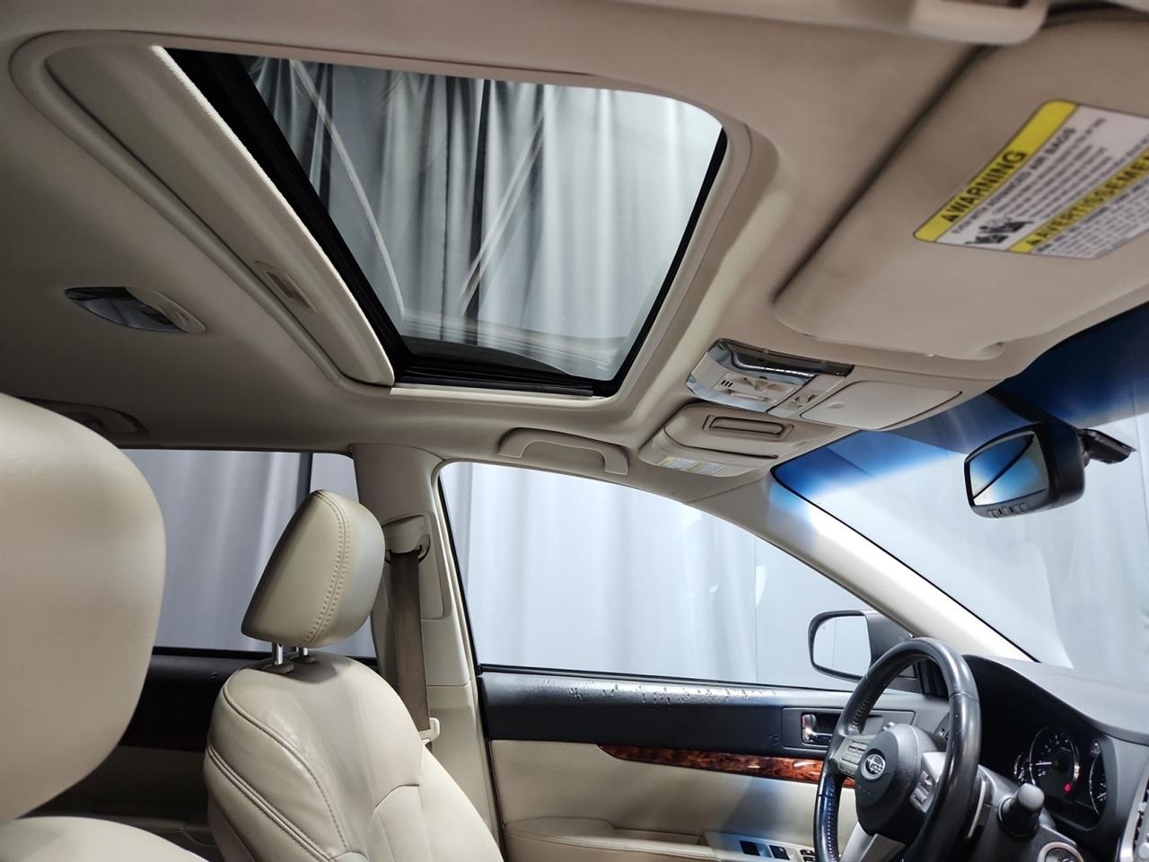 Subaru Outback 3.6R Limited 2011