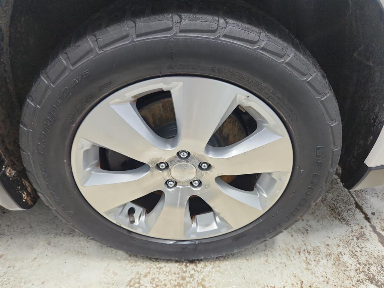 Subaru Outback 3.6R Limited 2011