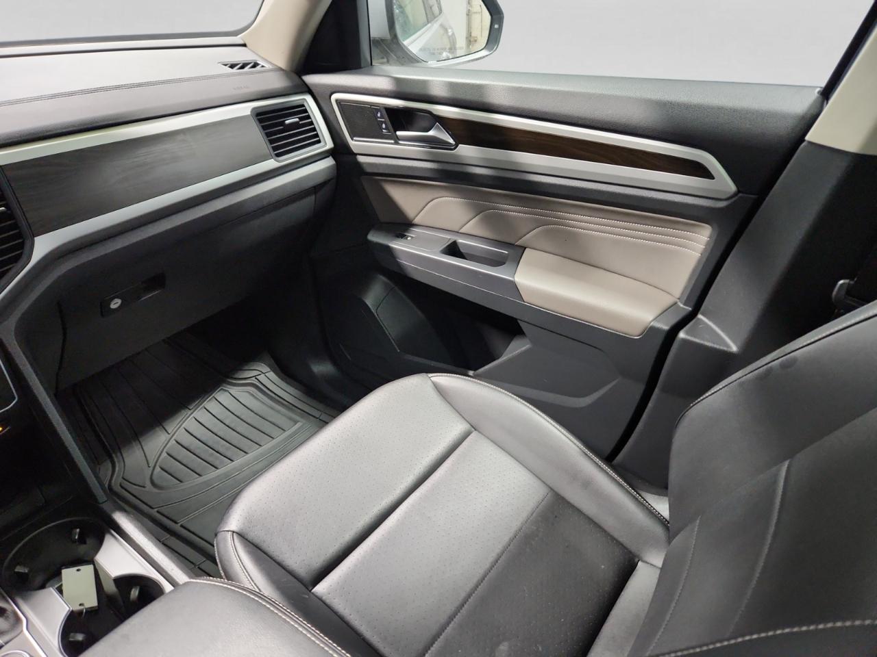 Volkswagen Atlas V6 SE w/Technology 4MOTION 2021