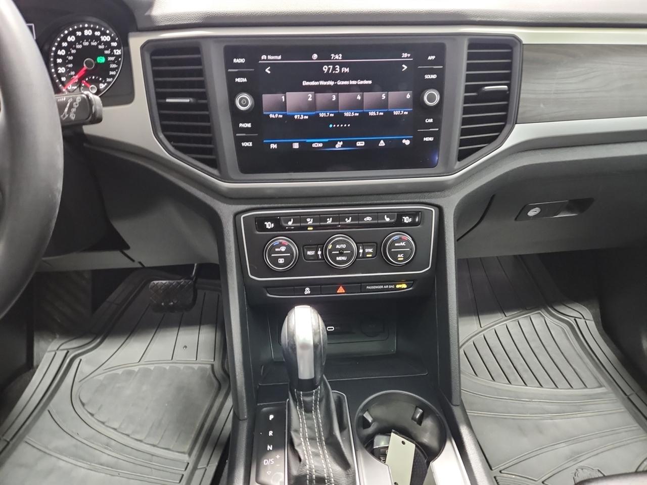 Volkswagen Atlas V6 SE w/Technology 4MOTION 2021