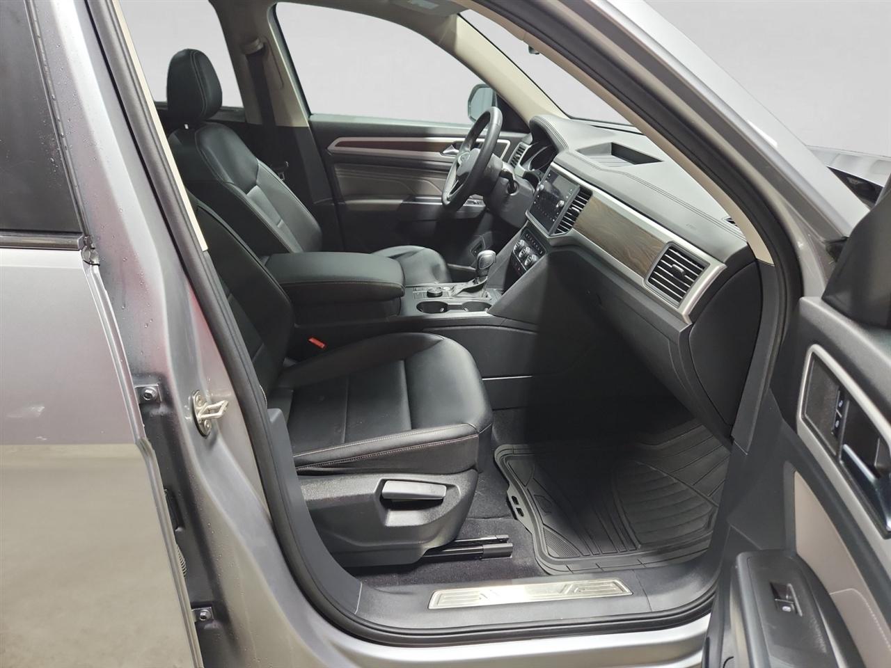 Volkswagen Atlas V6 SE w/Technology 4MOTION 2021