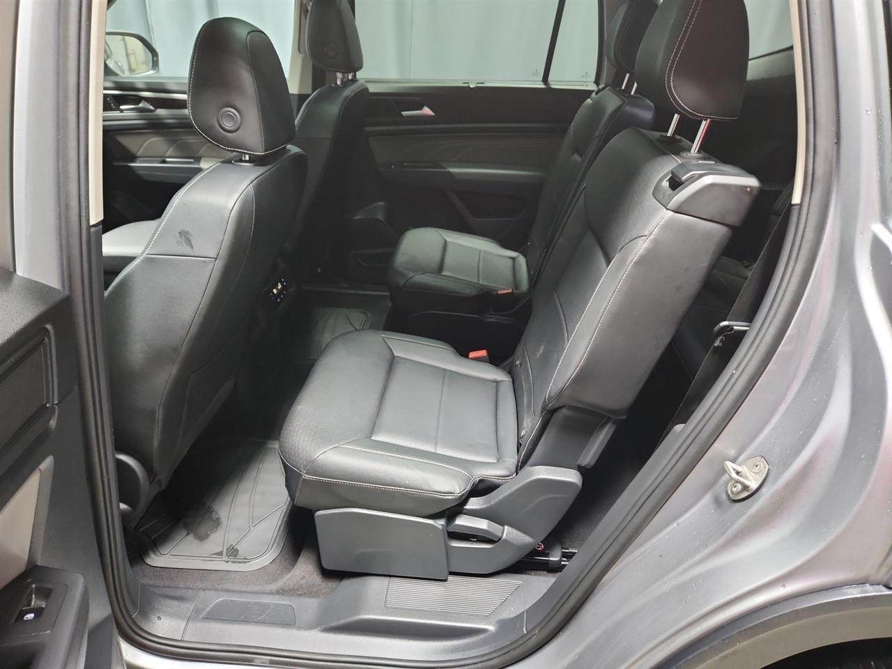 Volkswagen Atlas V6 SE w/Technology 4MOTION 2021