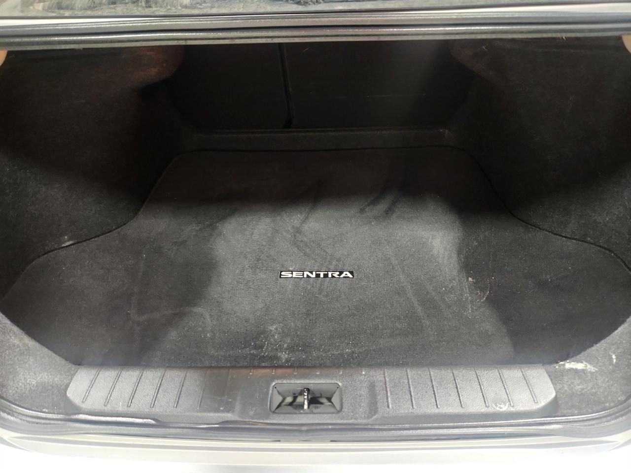 Nissan Sentra SV 2021