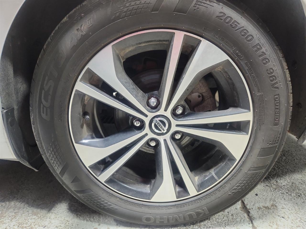 Nissan Sentra SV 2021