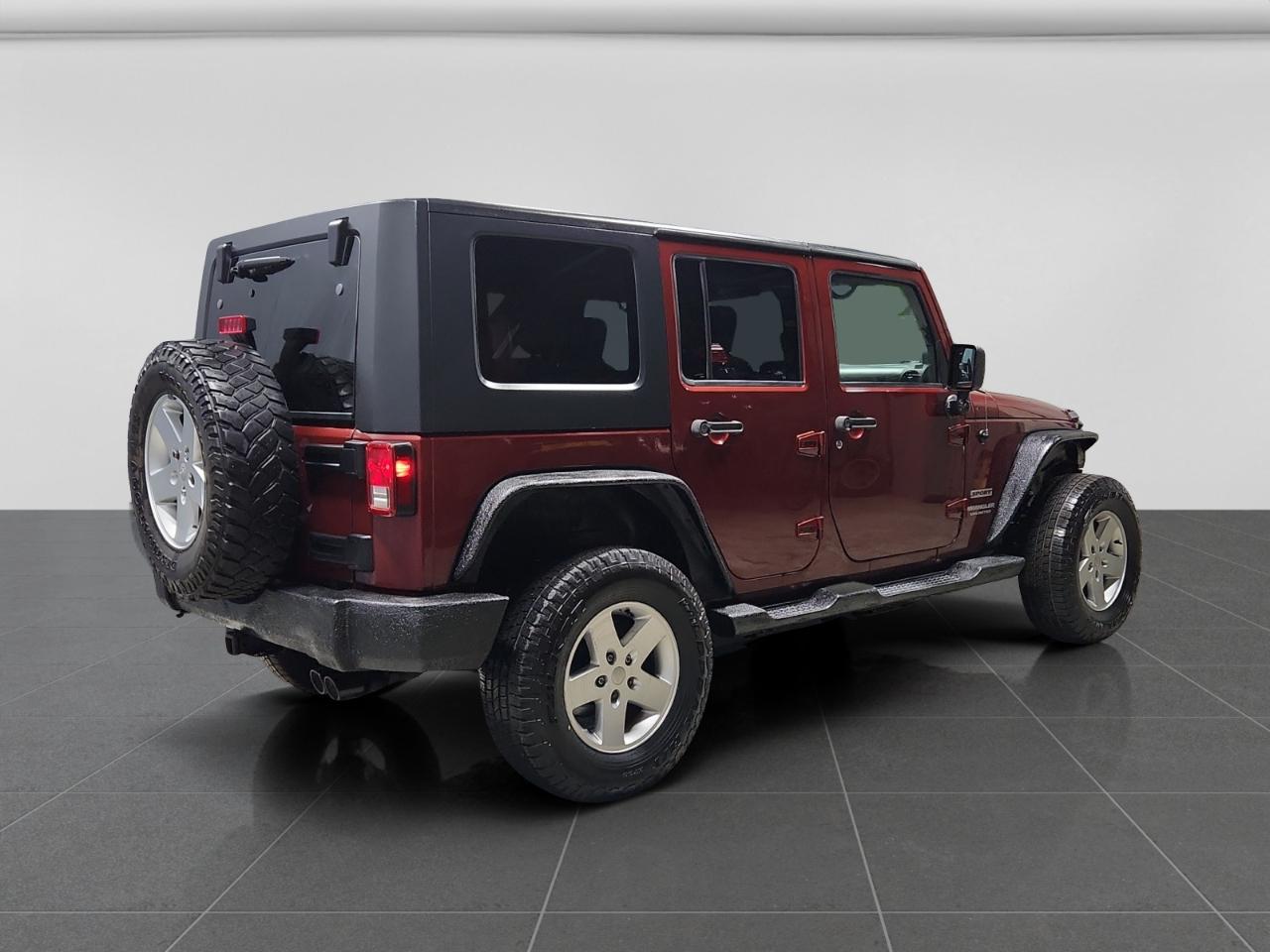 Jeep Wrangler Unlimited Sport 4WD 2010