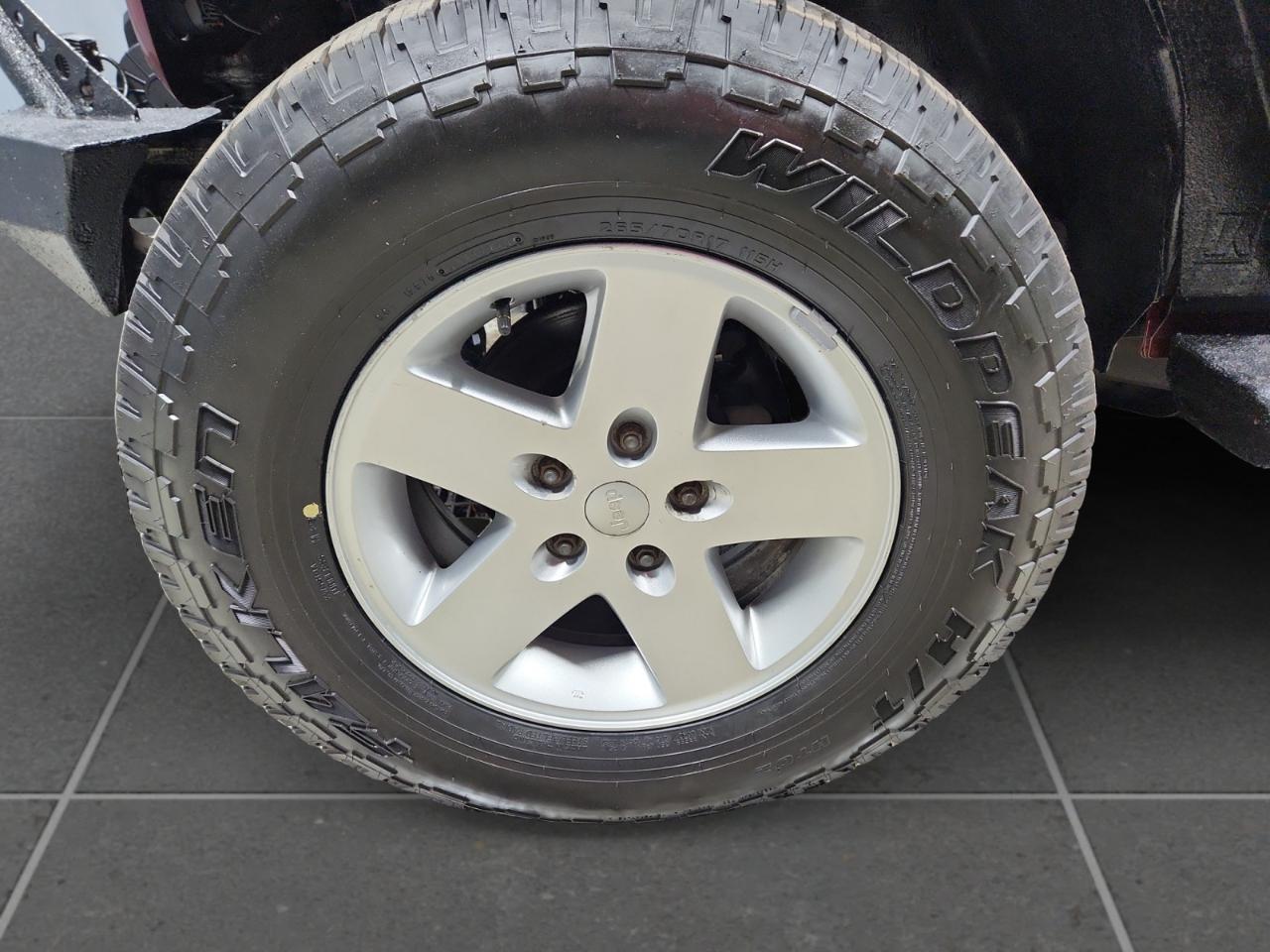 Jeep Wrangler Unlimited Sport 4WD 2010