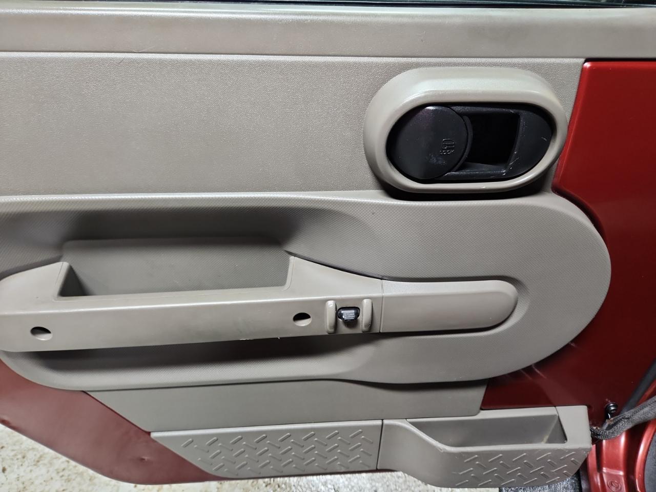 Jeep Wrangler Unlimited Sport 4WD 2010