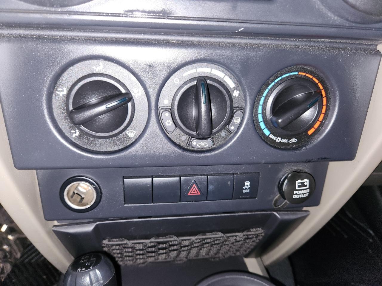 Jeep Wrangler Unlimited Sport 4WD 2010