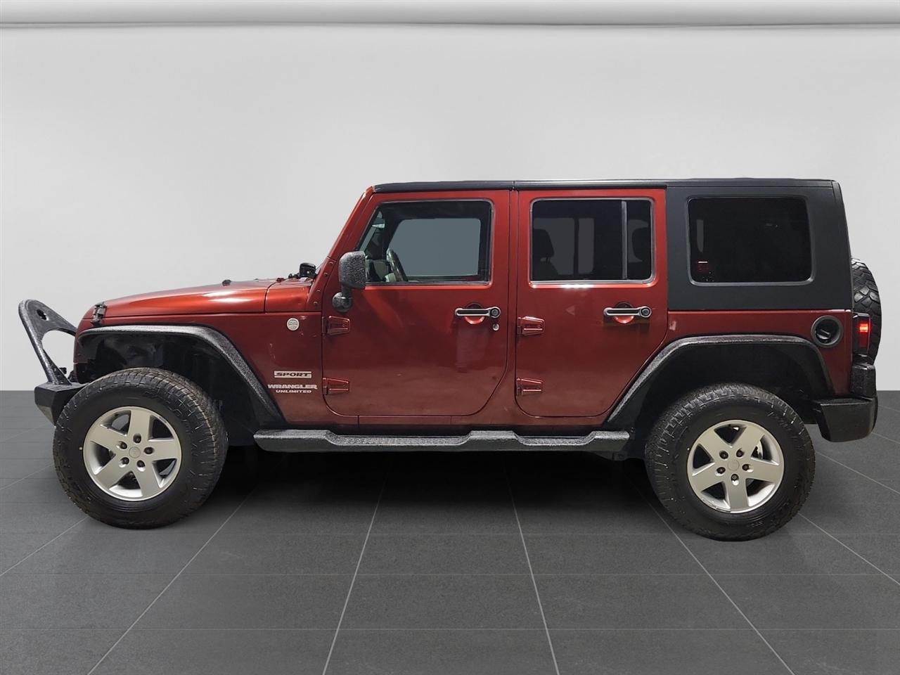 Jeep Wrangler Unlimited Sport 4WD 2010