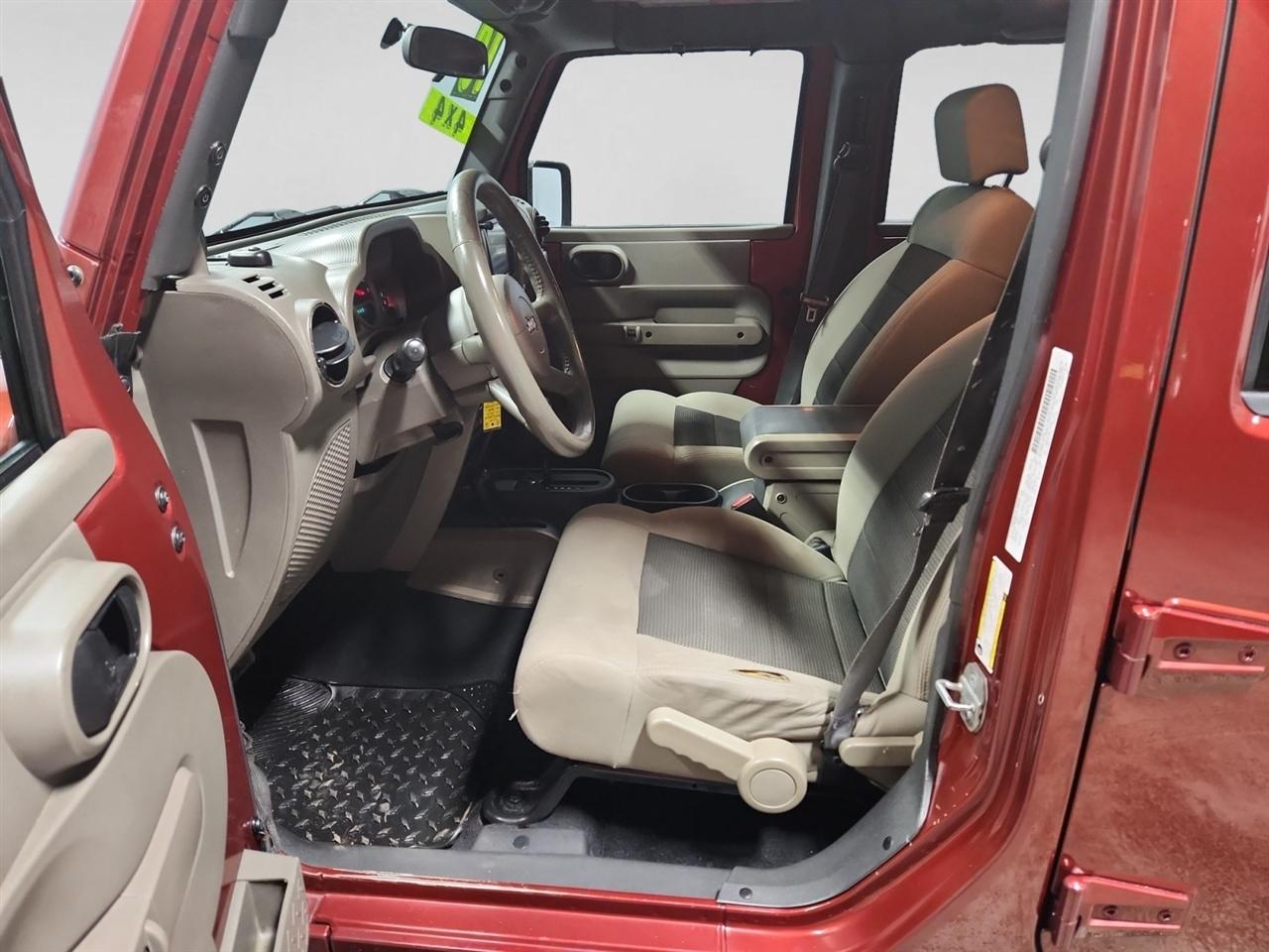 Jeep Wrangler Unlimited Sport 4WD 2010