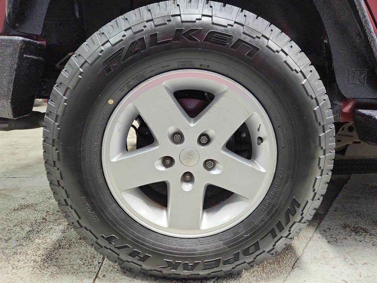 Jeep Wrangler Unlimited Sport 4WD 2010