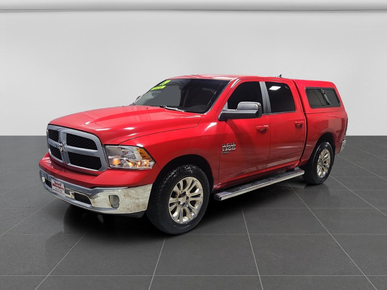 RAM 1500 Classic SLT Crew Cab SWB 4WD 2019
