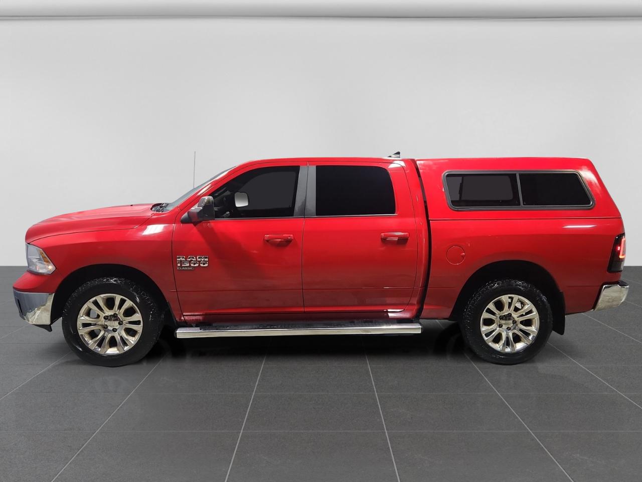 RAM 1500 Classic SLT Crew Cab SWB 4WD 2019