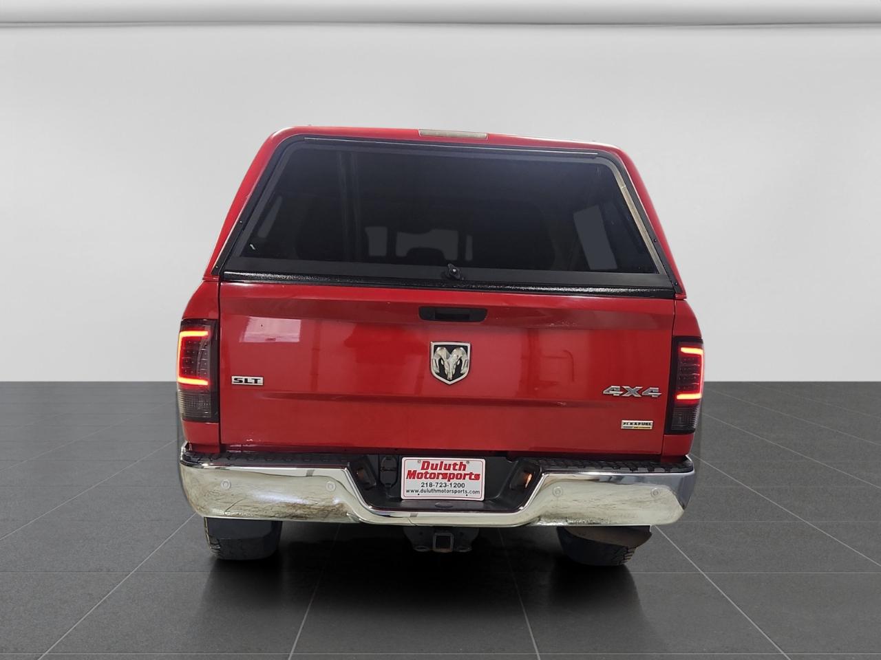 RAM 1500 Classic SLT Crew Cab SWB 4WD 2019