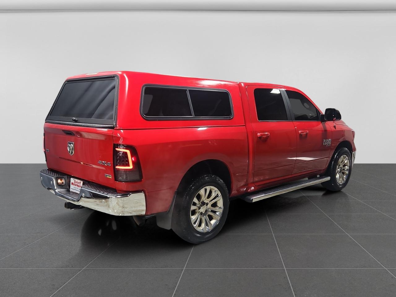 RAM 1500 Classic SLT Crew Cab SWB 4WD 2019