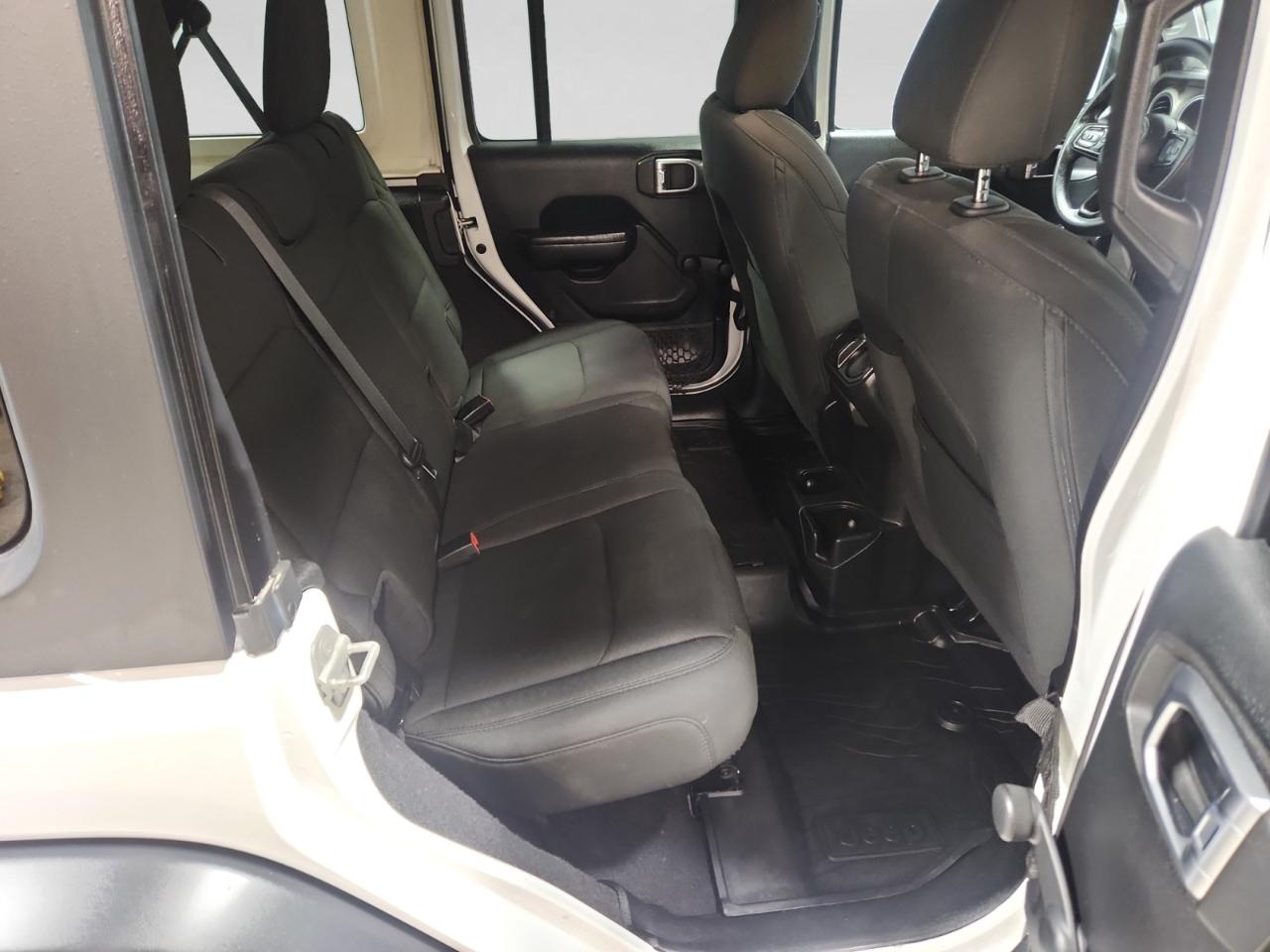 Jeep Wrangler Unlimited Sport 2020