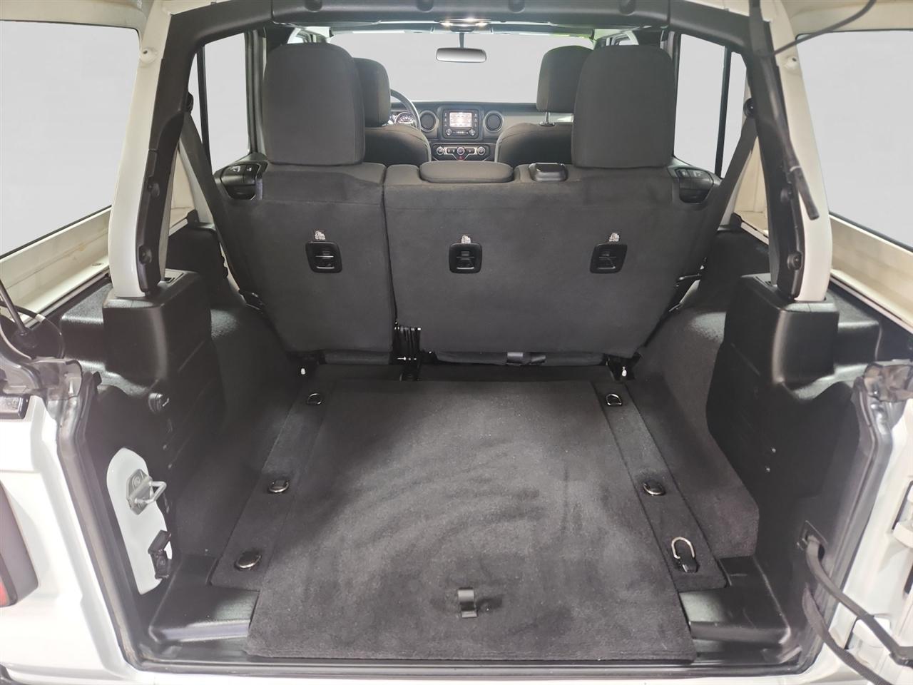 Jeep Wrangler Unlimited Sport 2020