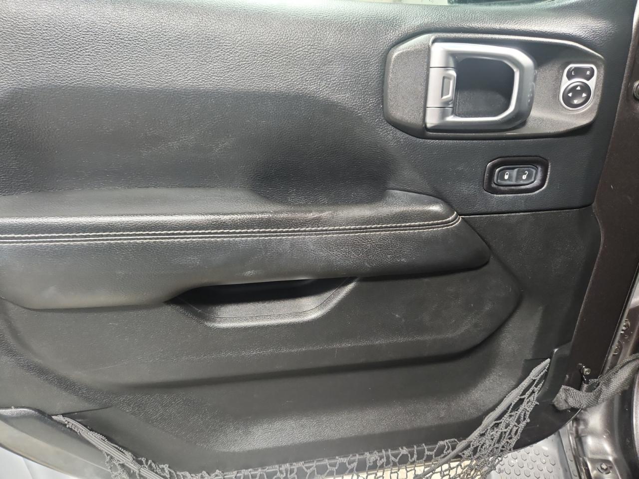 Jeep Wrangler Unlimited Sahara 2018