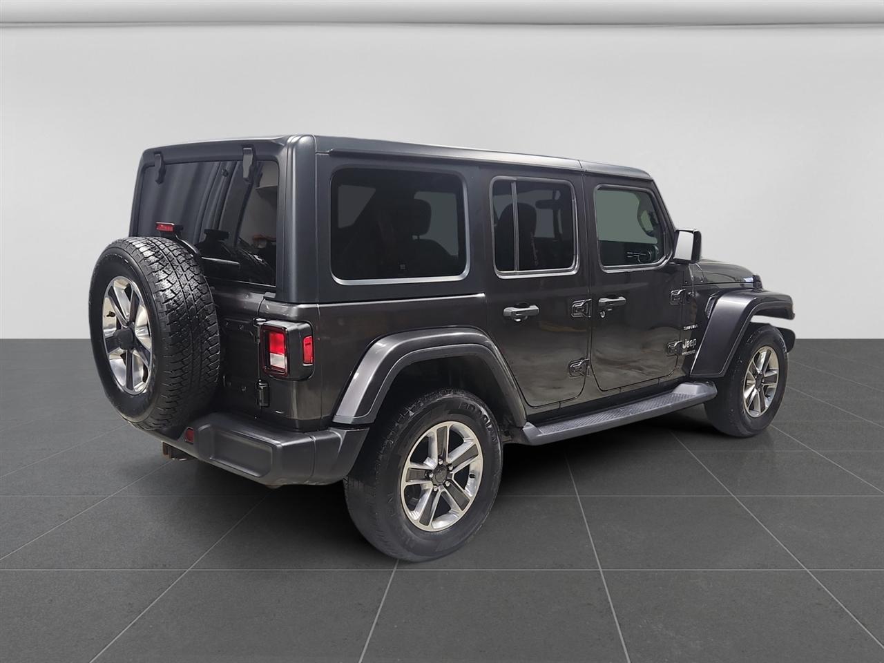 Jeep Wrangler Unlimited Sahara 2018