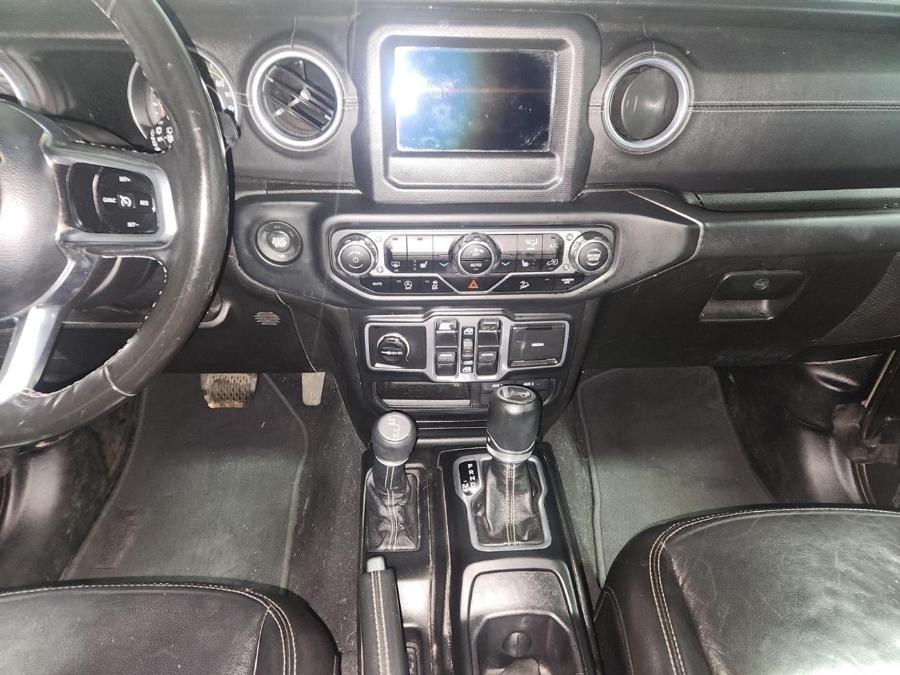 Jeep Wrangler Unlimited Sahara 2018