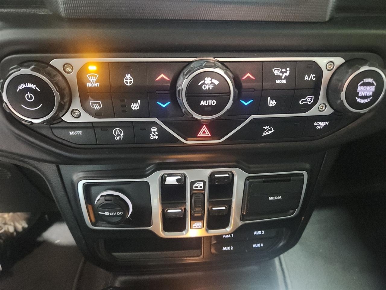 Jeep Wrangler Unlimited Sahara 2018