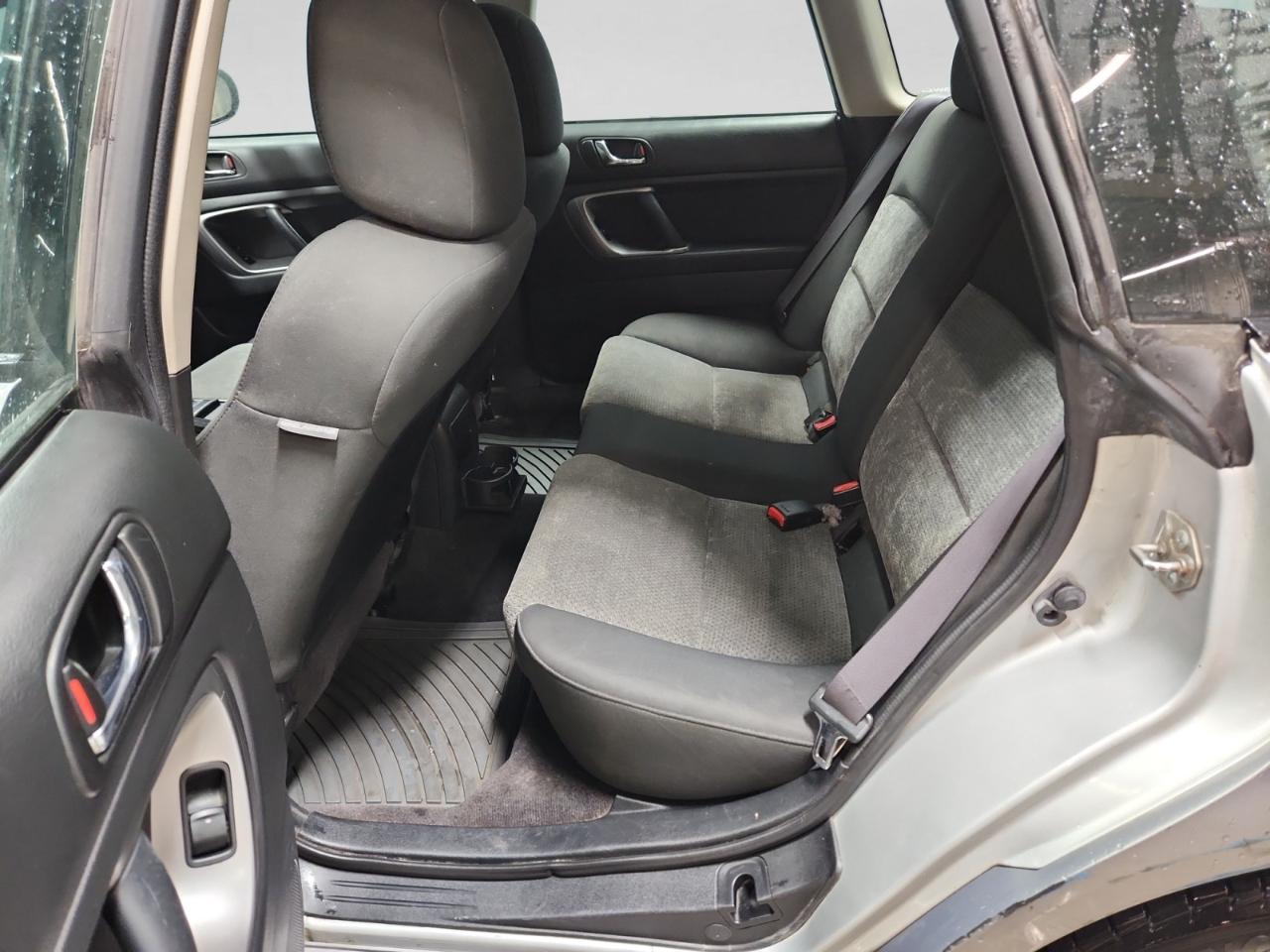 Subaru Outback 2.5i Wagon 2006