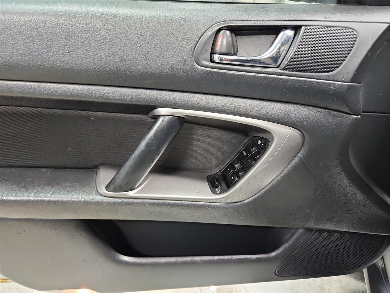 Subaru Outback 2.5i Wagon 2006