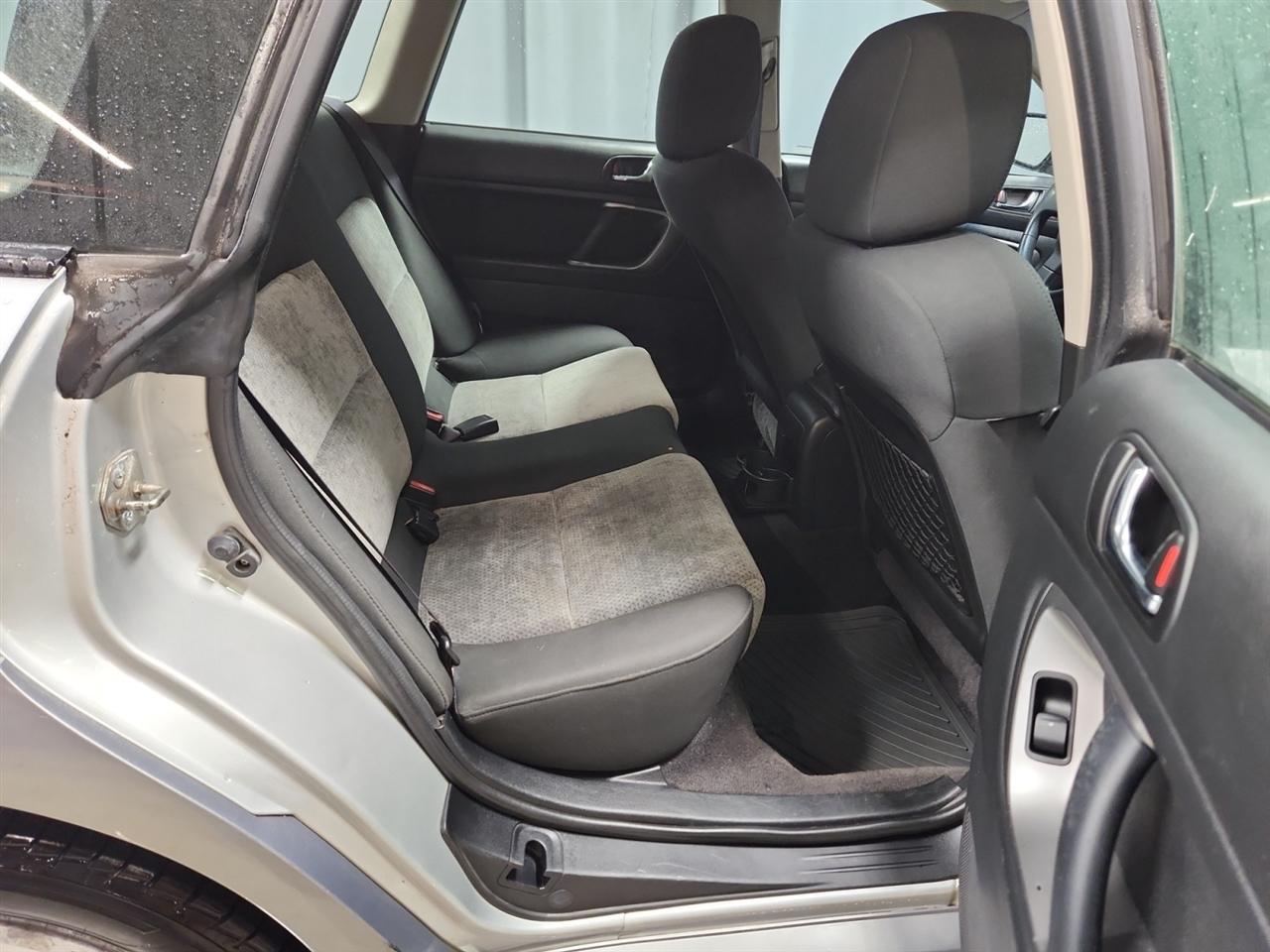 Subaru Outback 2.5i Wagon 2006