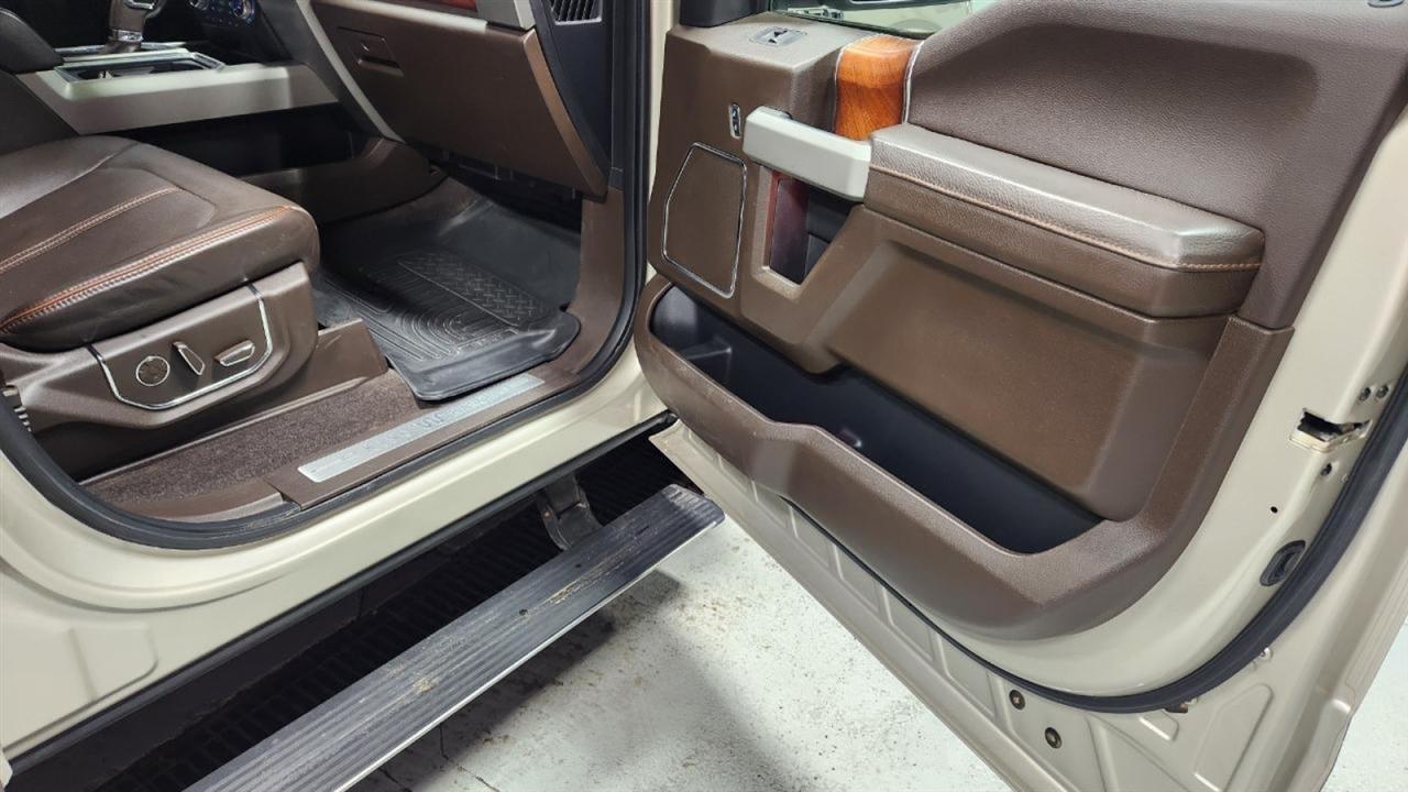 Ford F-150 Lariat SuperCrew 6.5-ft. Bed 4WD 2017