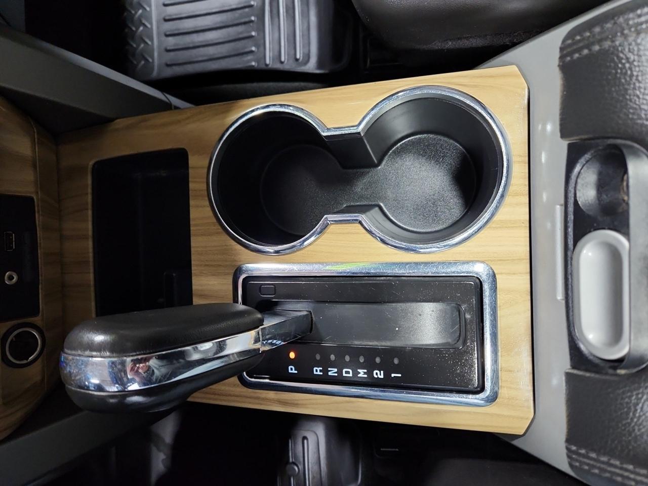 Ford F-150 Lariat SuperCrew 6.5-ft. Bed 4WD 2011