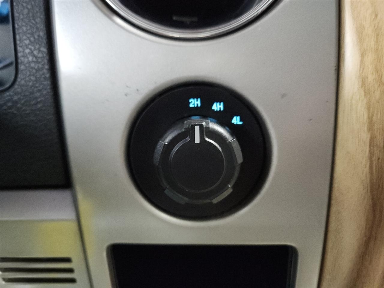 Ford F-150 Lariat SuperCrew 6.5-ft. Bed 4WD 2011