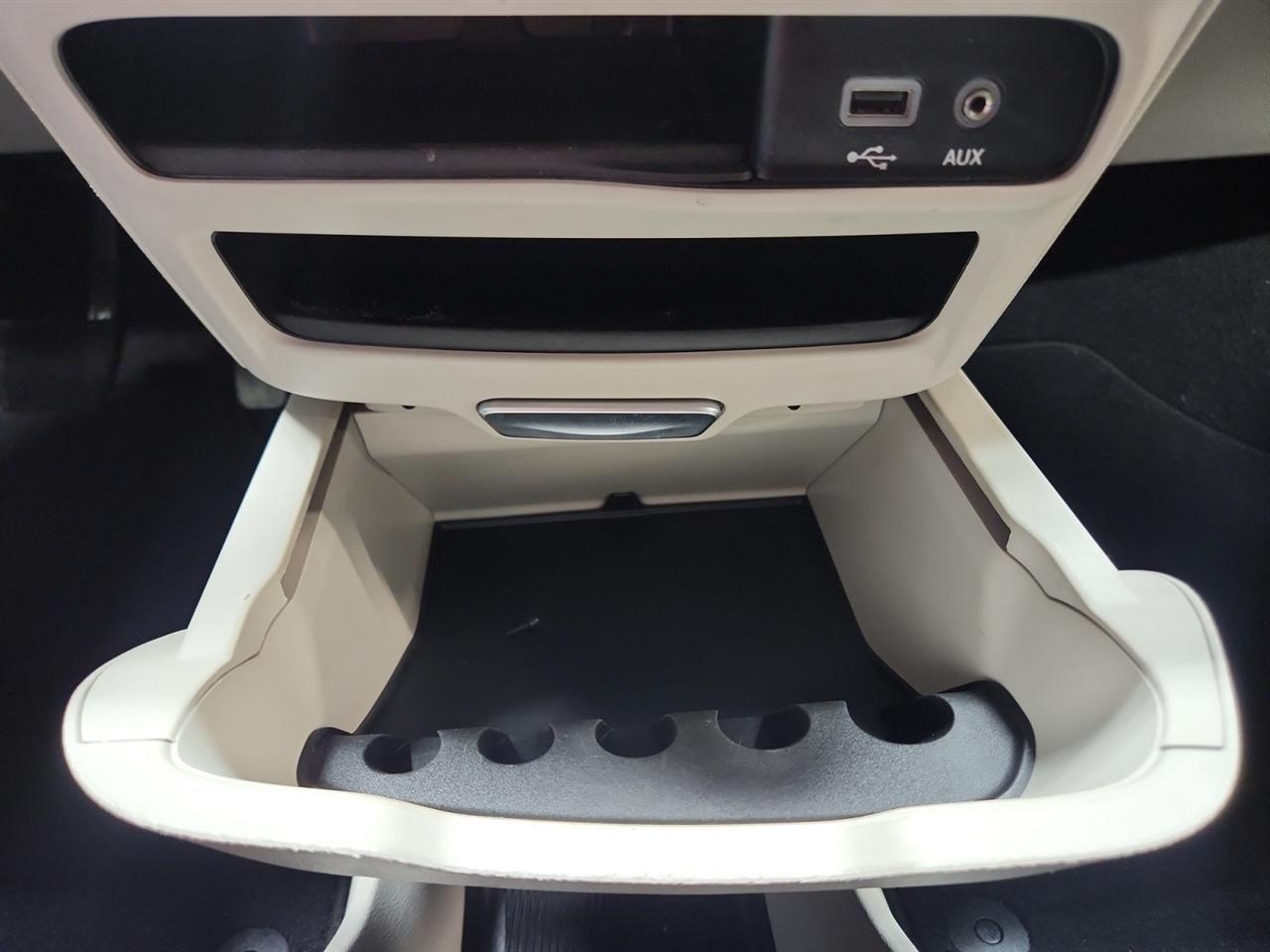 Chrysler Voyager LX 2020