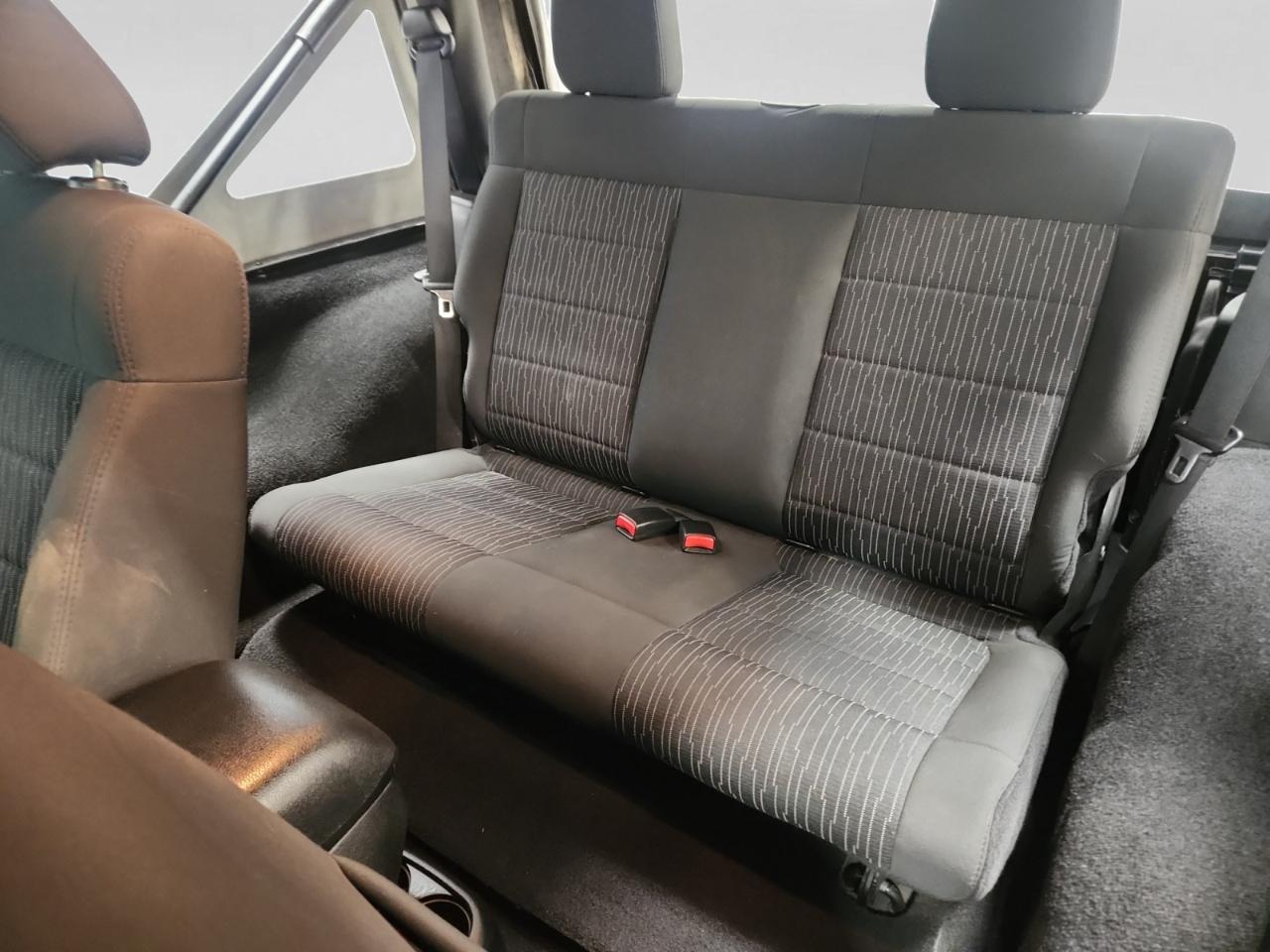 Jeep Wrangler Sport 4WD 2012