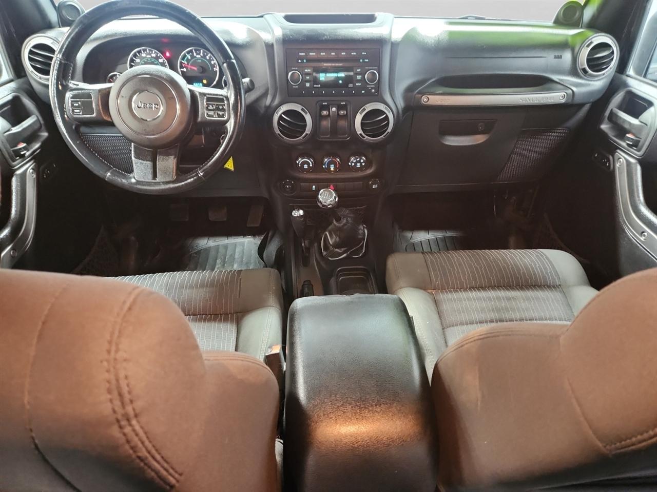 Jeep Wrangler Sport 4WD 2012