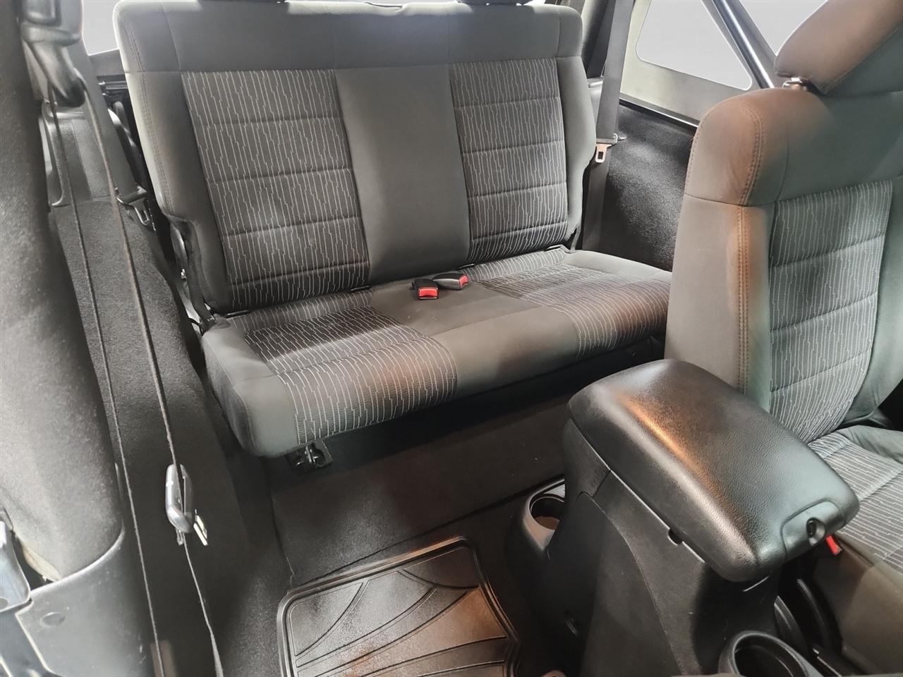 Jeep Wrangler Sport 4WD 2012