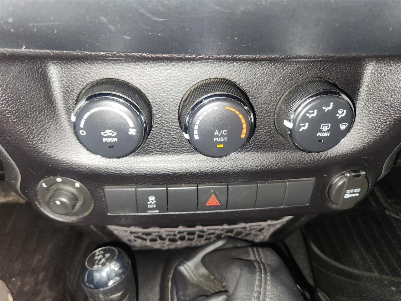 Jeep Wrangler Sport 4WD 2012