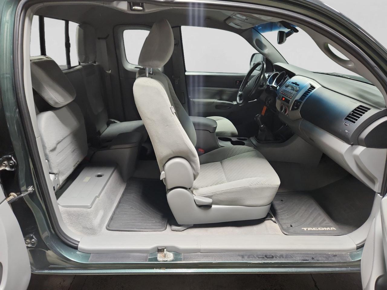 Toyota Tacoma Access Cab 4WD 2011