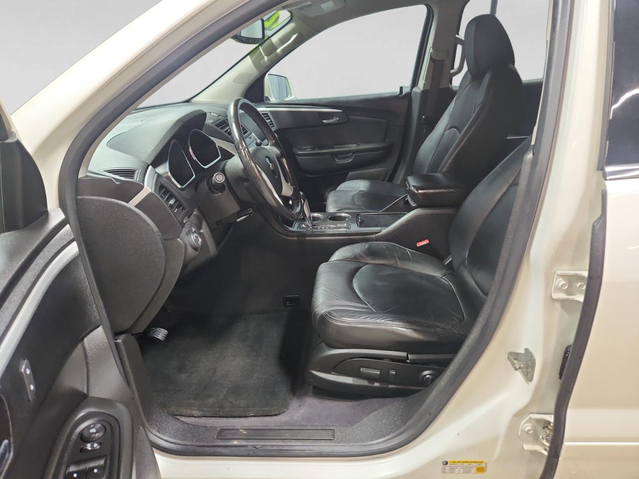 Chevrolet Traverse 2LT AWD 2012