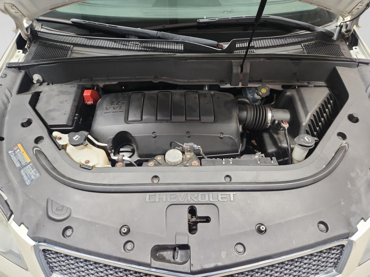 Chevrolet Traverse 2LT AWD 2012