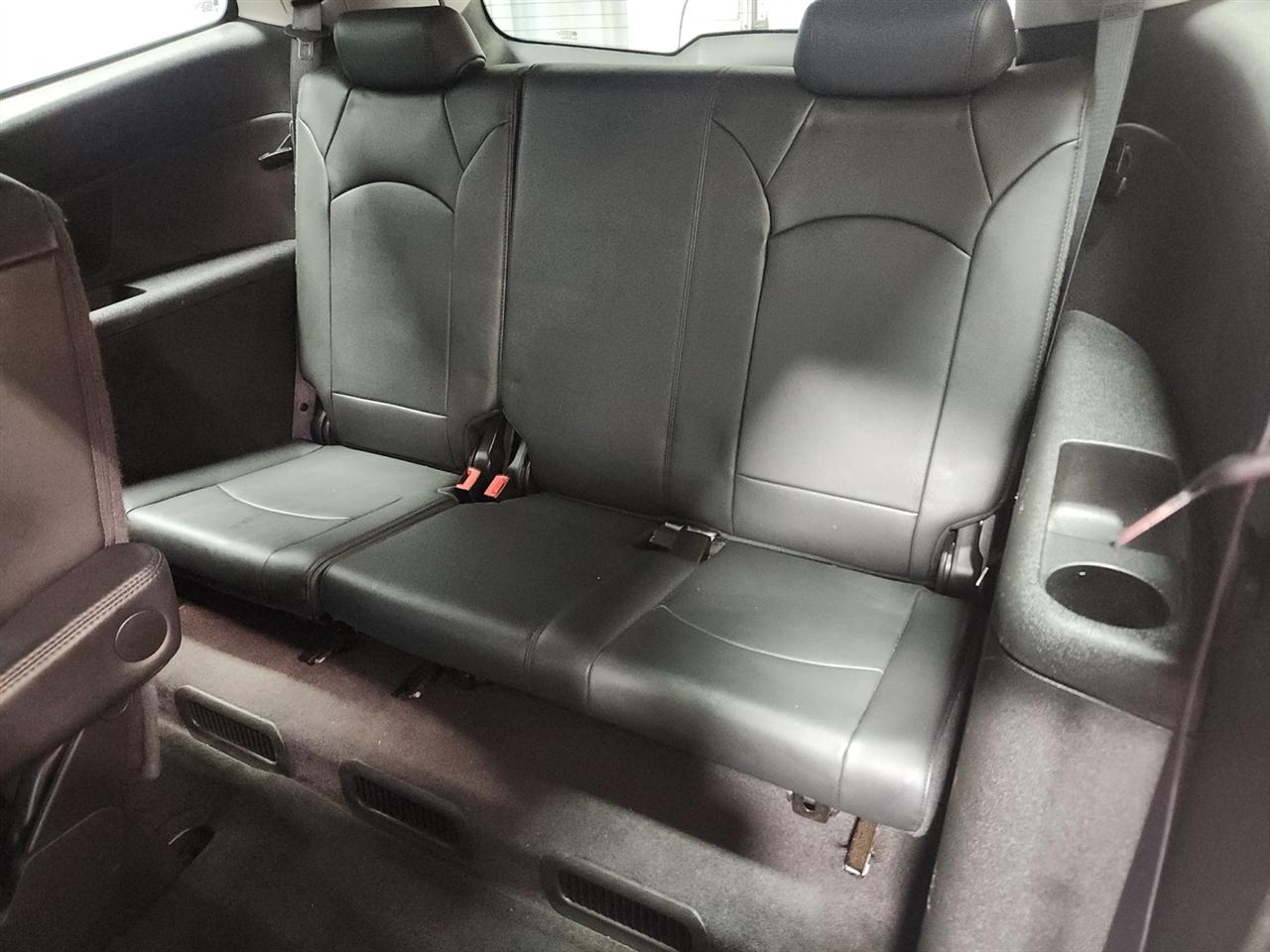 Chevrolet Traverse 2LT AWD 2012