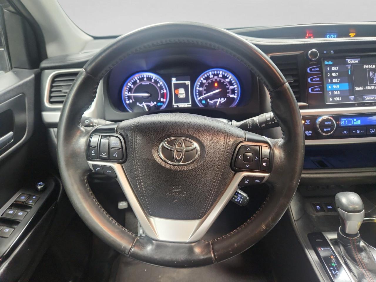 Toyota Highlander SE FWD V6 2019