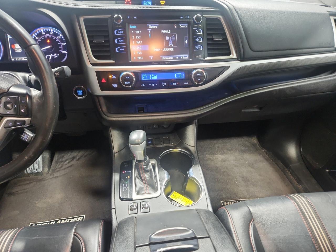 Toyota Highlander SE FWD V6 2019