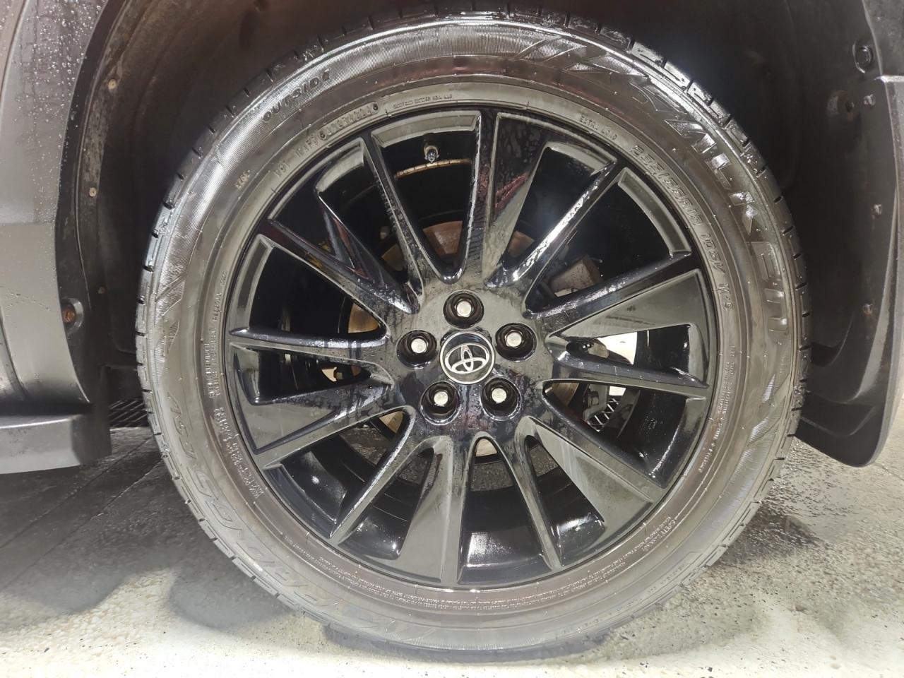 Toyota Highlander SE FWD V6 2019