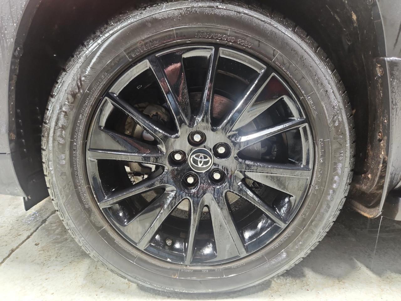 Toyota Highlander SE FWD V6 2019