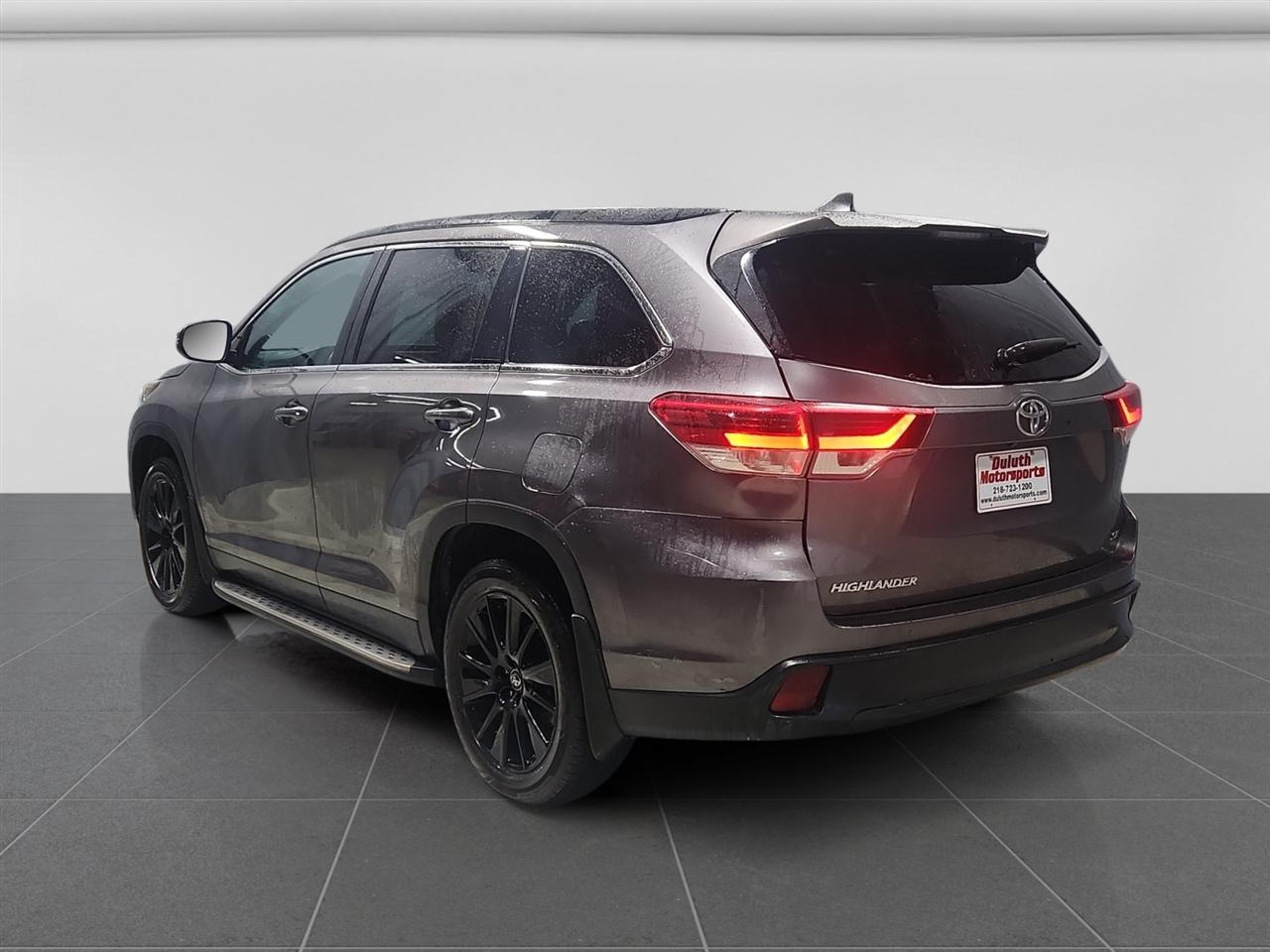 Toyota Highlander SE FWD V6 2019