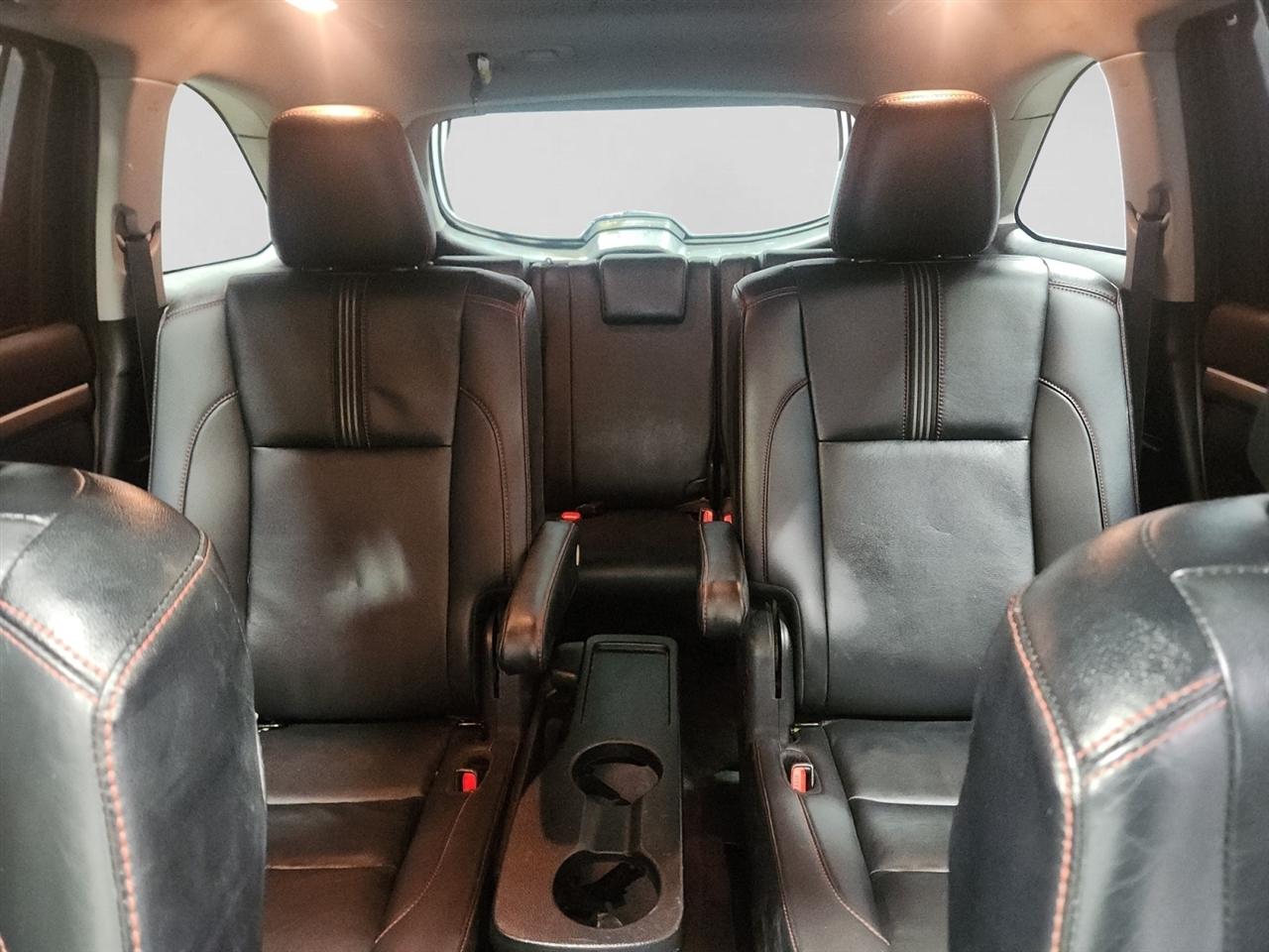 Toyota Highlander SE FWD V6 2019