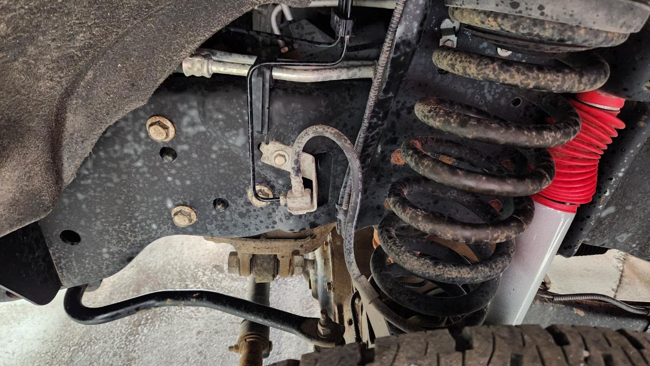 Ford F-350 SD Lariat Crew Cab Long Bed DRW 4WD 2012