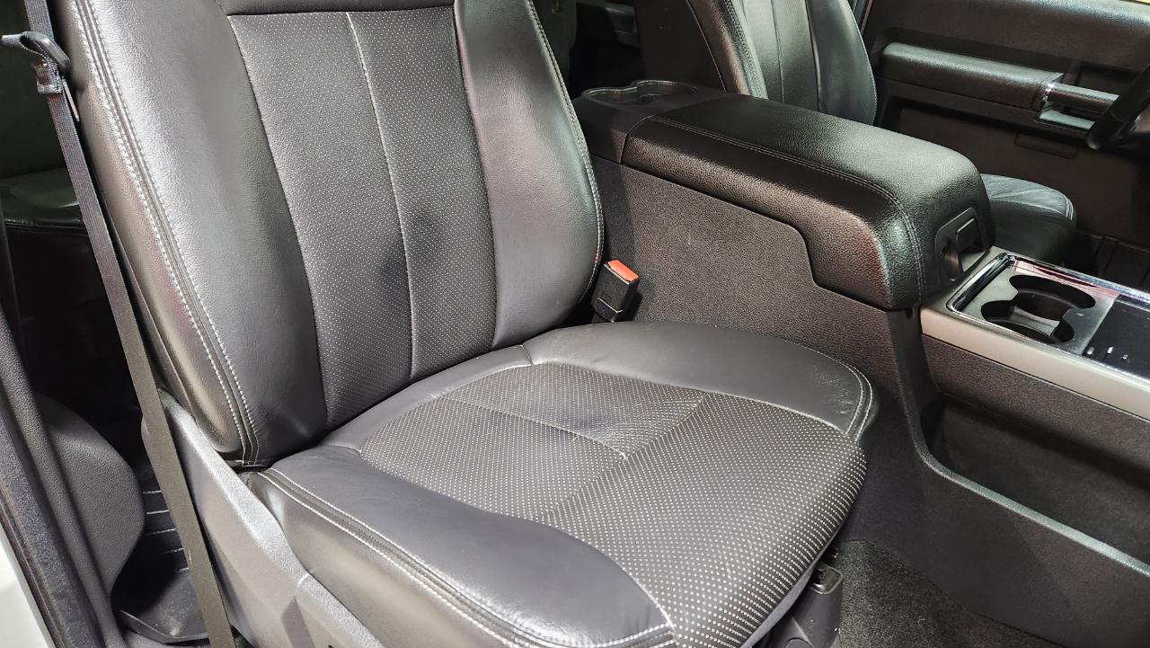 Ford F-350 SD Lariat Crew Cab Long Bed DRW 4WD 2012