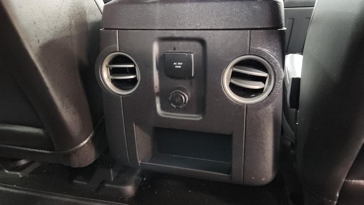 Ford F-350 SD Lariat Crew Cab Long Bed DRW 4WD 2012