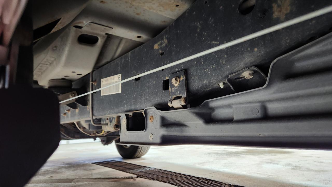 Ford F-350 SD Lariat Crew Cab Long Bed DRW 4WD 2012